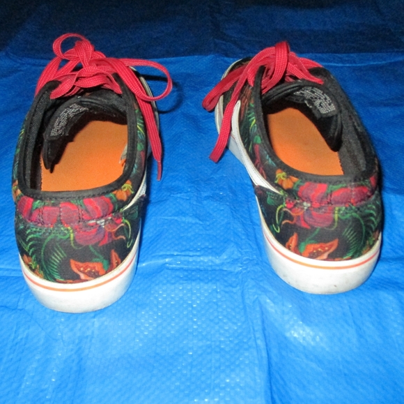 Nike Deep-sea Floral Loafers - Picture 4 of 5